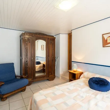 Maison D'une Avec Jardin Clos A Cap Sizun A 5 Km De La